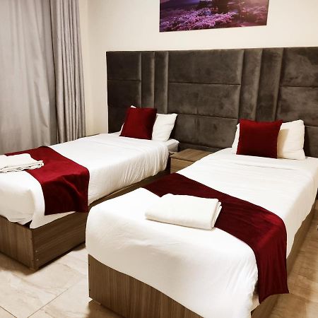 Golden Plaza Hotel 安曼 外观 照片