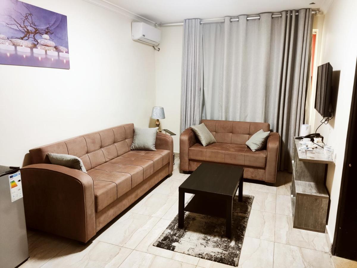 Golden Plaza Hotel 安曼 外观 照片