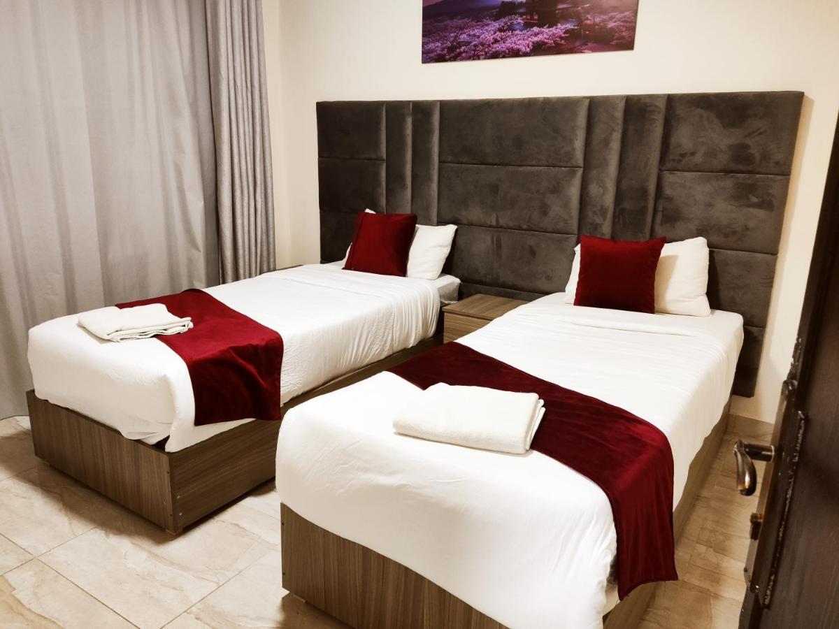 Golden Plaza Hotel 安曼 外观 照片
