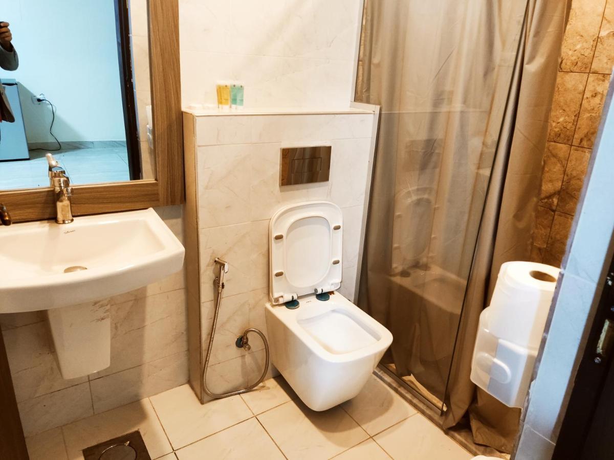 Golden Plaza Hotel 安曼 外观 照片