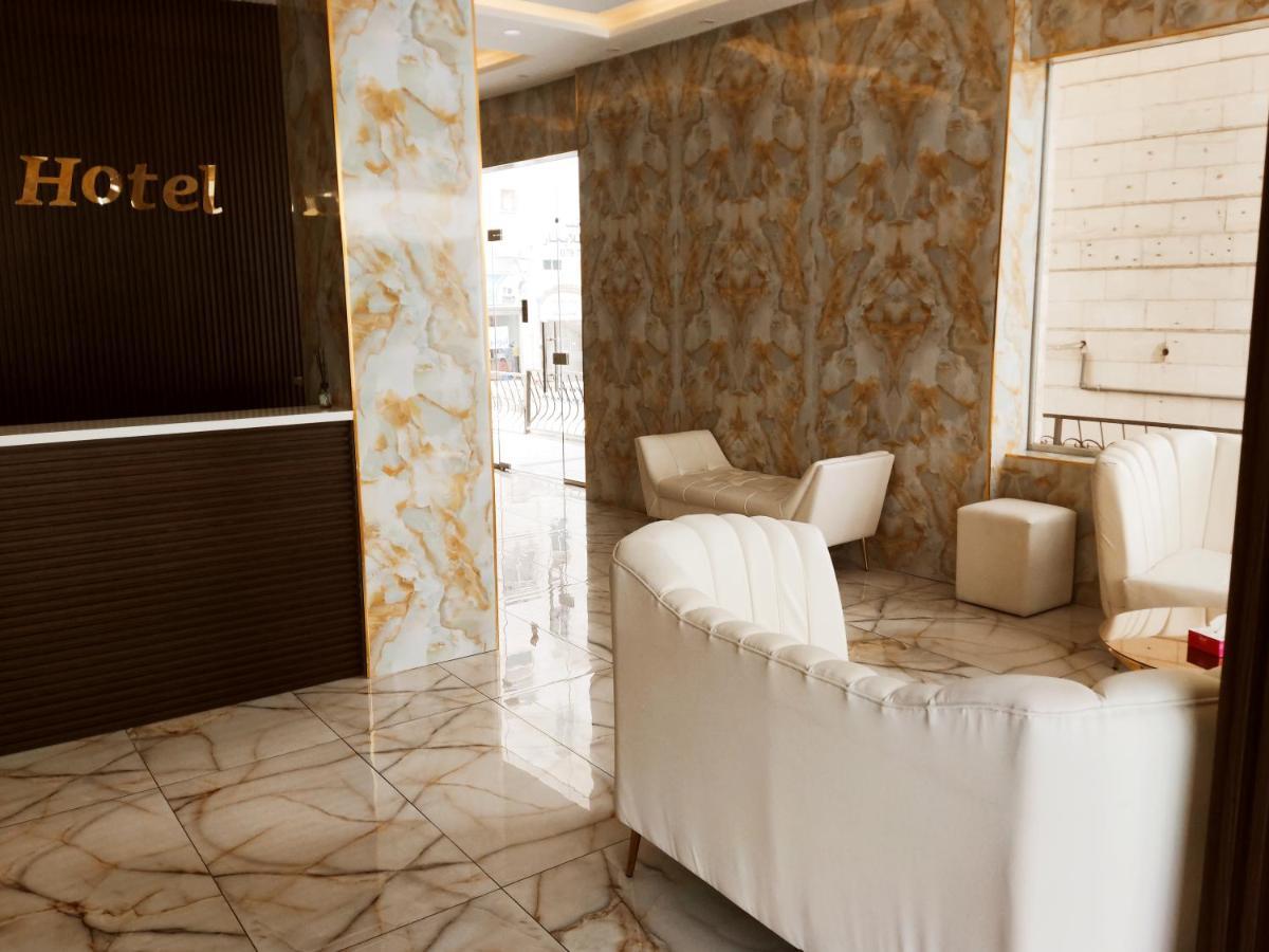 Golden Plaza Hotel 安曼 外观 照片