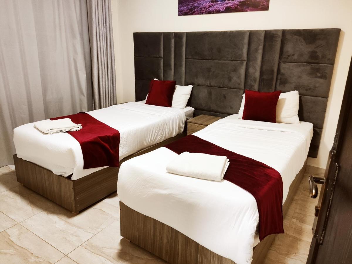 Golden Plaza Hotel 安曼 外观 照片