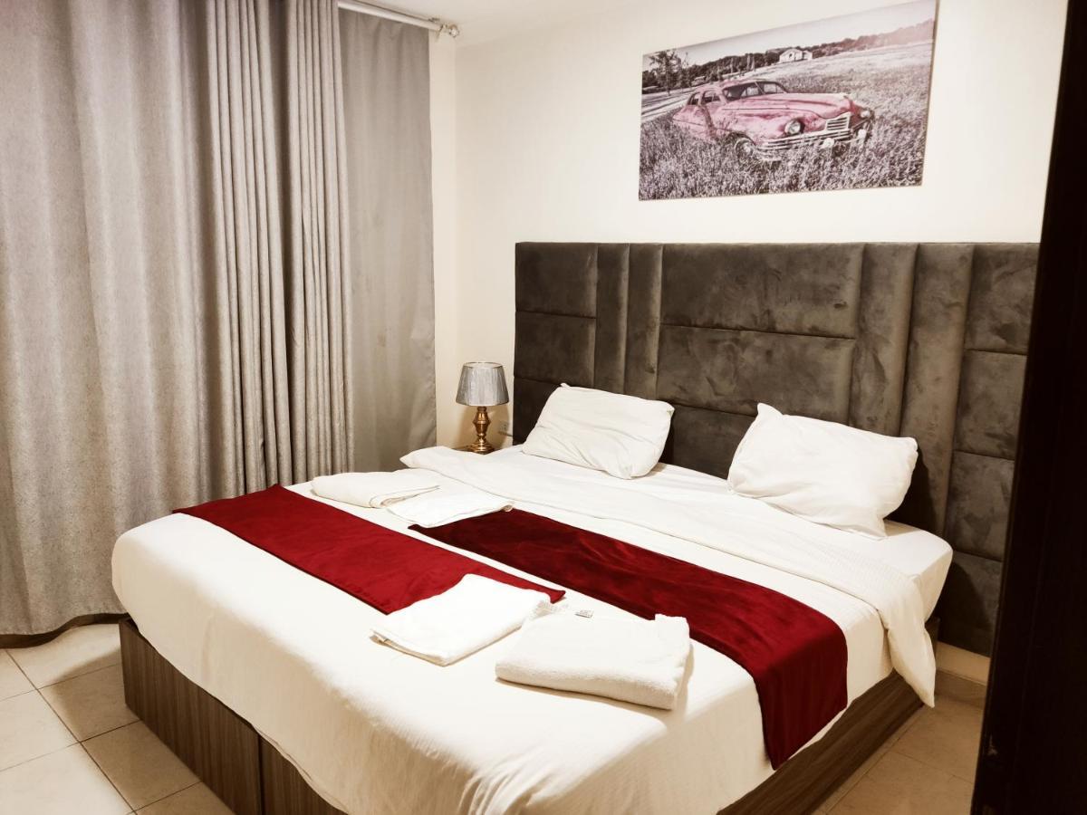 Golden Plaza Hotel 安曼 外观 照片