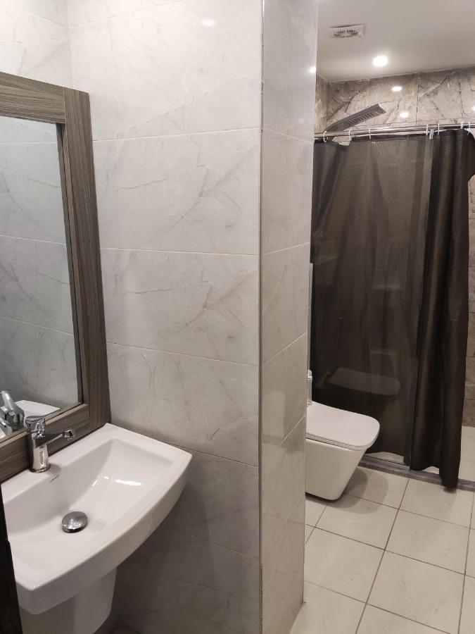 Golden Plaza Hotel 安曼 外观 照片